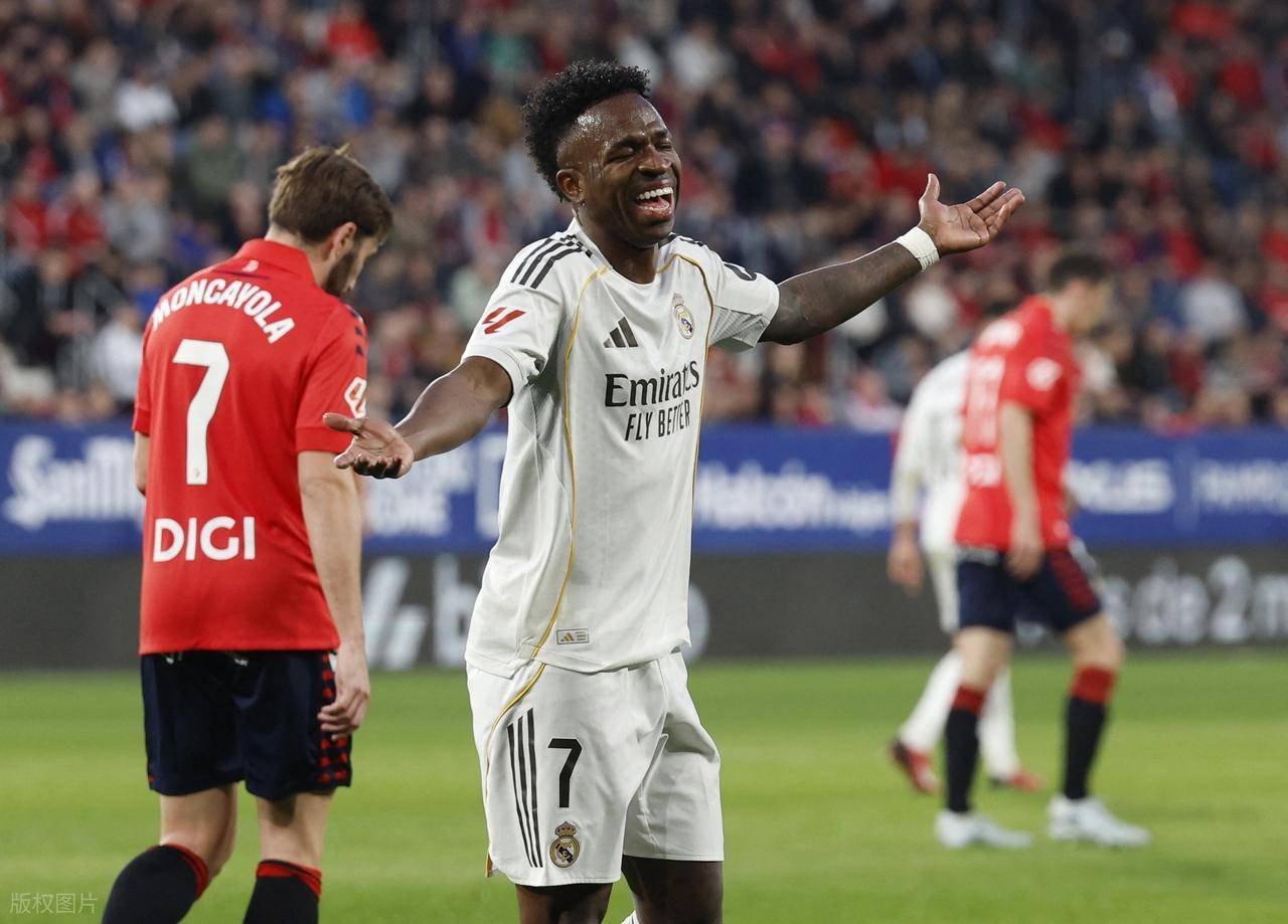 天助巴萨：1-2大冷门，皇马遭西甲第10掀翻，多赛一场领先巴萨2分